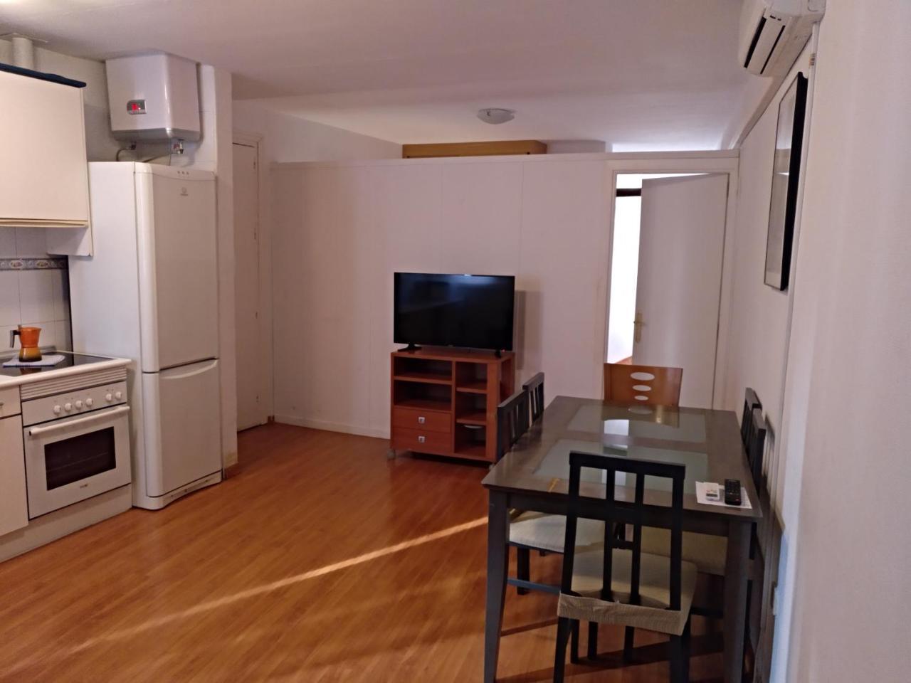 Santa Ana Apartamento Madrid Zimmer foto
