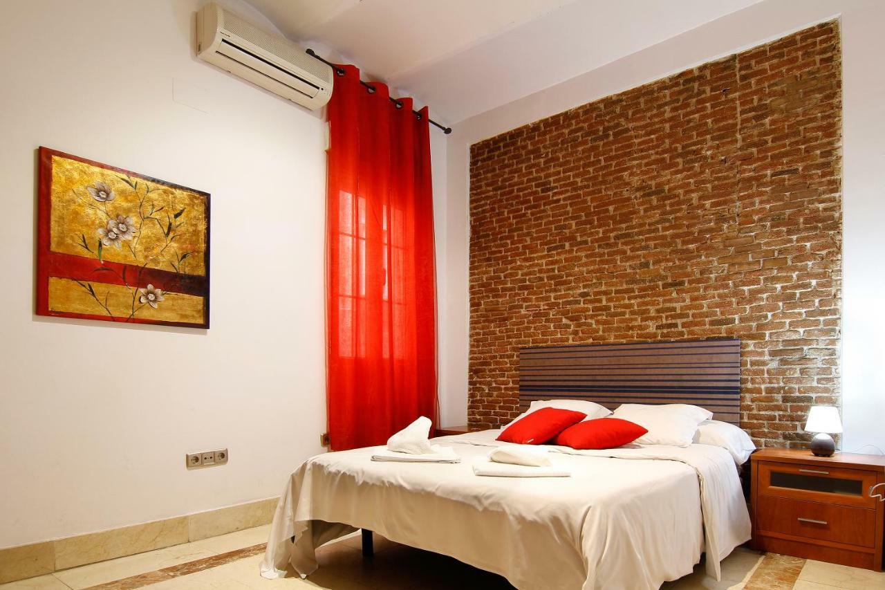 Santa Ana Apartamento Madrid Exterior foto